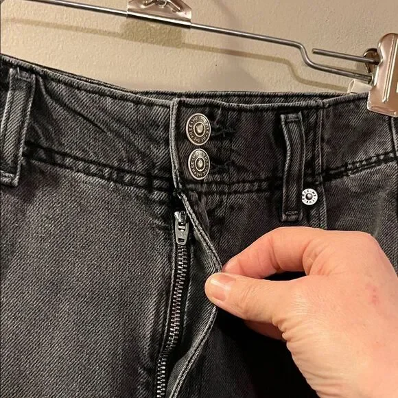 Free People Aster Women's Black Straight Leg Jeans - Picture 2 of 10